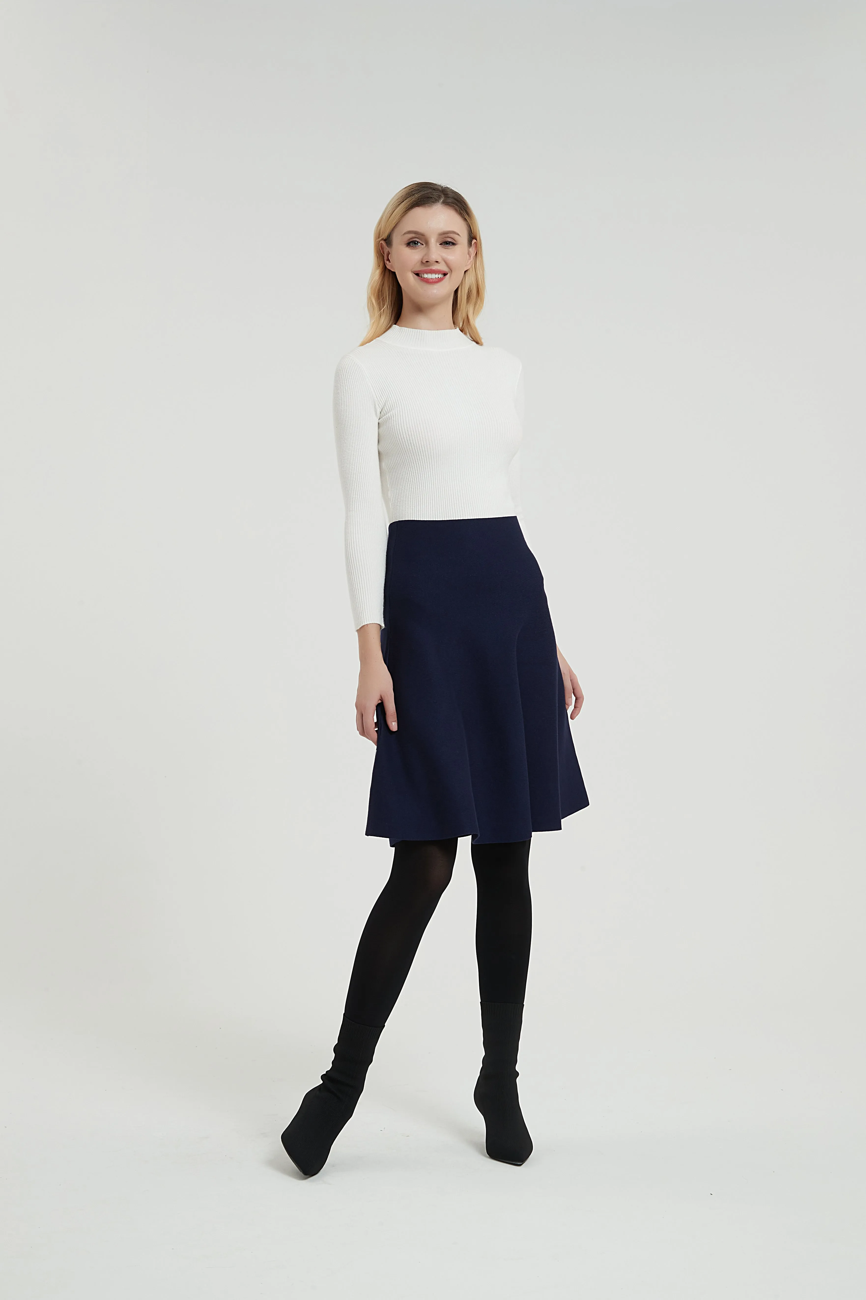 AMAZING  MM SKIRT - YEAR ROUND NAVY