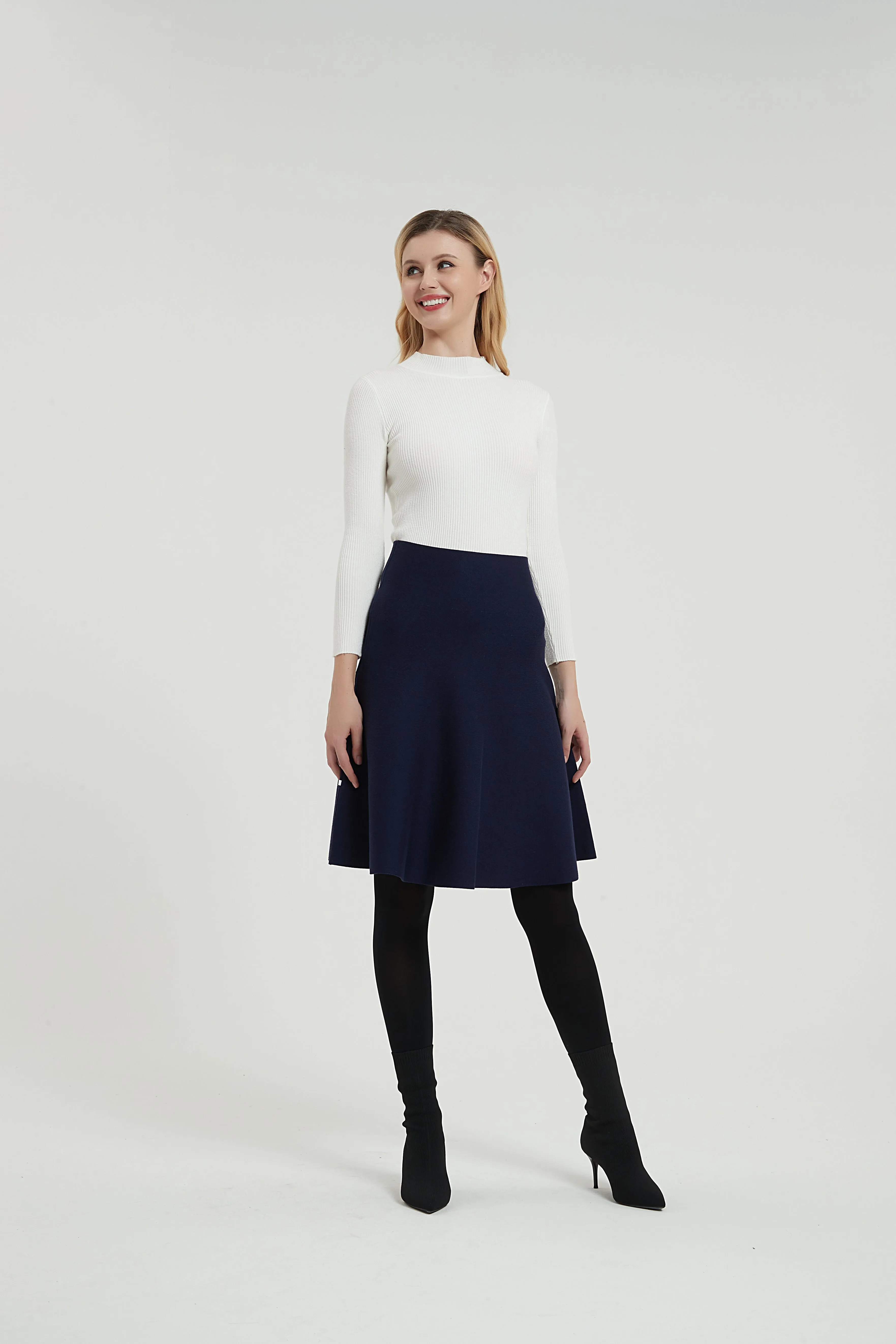 AMAZING  MM SKIRT - YEAR ROUND NAVY