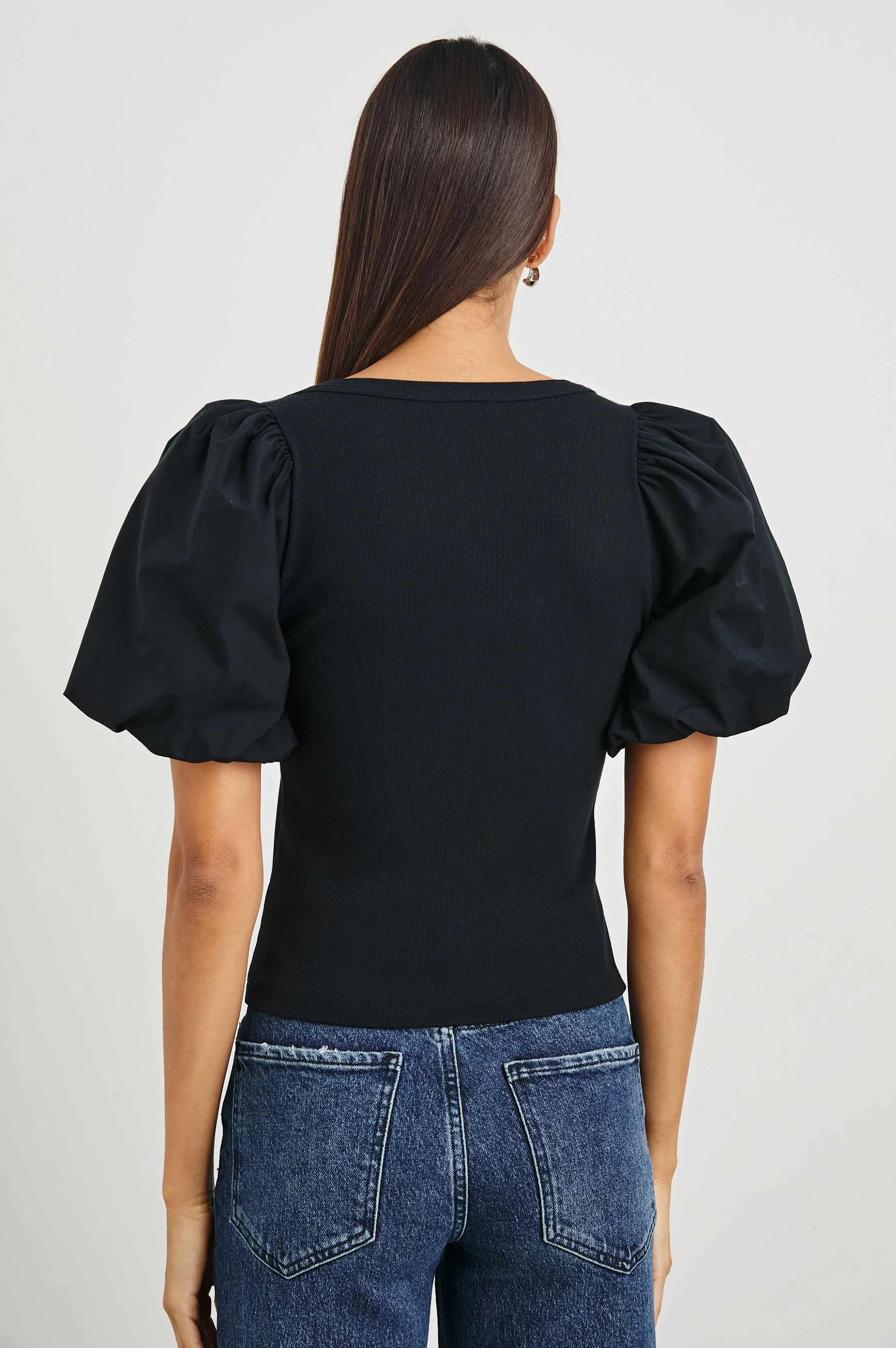 HALLIE TOP - BLACK